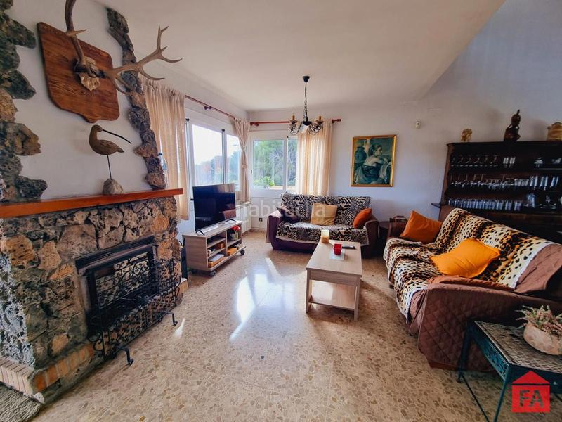 Foto 9e1344fb-06af-44cd-b0cb-0601a46518a5. Casa con riscaldamento parcheggio piscina in Creixell