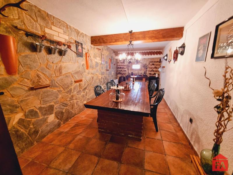 Foto a2251252-2b1d-4bee-b91b-a51959e9023d. Casa con riscaldamento parcheggio piscina in Creixell