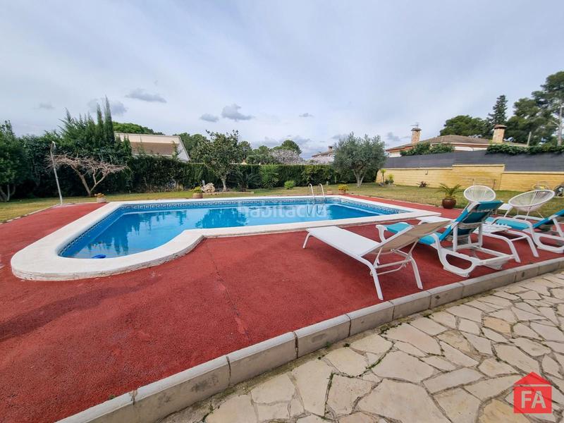 Foto c553aec8-f35e-4561-a96c-00e4ed53b36a. Casa con riscaldamento parcheggio piscina in Creixell