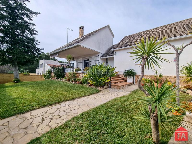 Foto f2af3cb3-1908-4892-8a17-a0b011d09a50. Casa con riscaldamento parcheggio piscina in Creixell