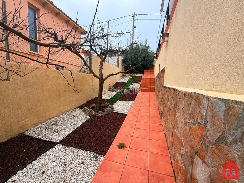 Foto 42e364ca-87e5-45e1-a5f5-6fbb88d2d4f1. Casa con riscaldamento parcheggio in Bisbal del Penedès (La)