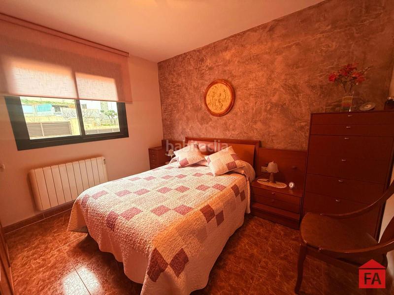 Foto 43d851cc-6a4c-4b8a-9c87-e9c7dca57bc7. Casa con riscaldamento parcheggio in Bisbal del Penedès (La)