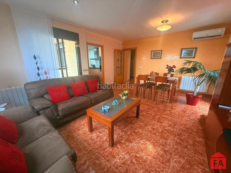 Foto 45e317b9-ffac-489a-bd0b-a3374bf7f999. Casa con riscaldamento parcheggio in Bisbal del Penedès (La)