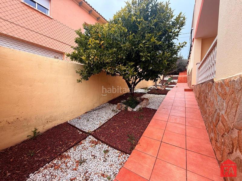 Foto 57c524b4-045c-4f5a-9d6e-d0ec75160d77. Casa con riscaldamento parcheggio in Bisbal del Penedès (La)