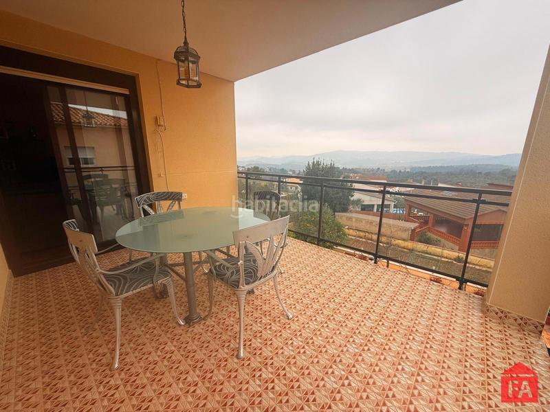 Foto 8d7d9a43-e42f-48a0-a4b2-0d3b52692a21. Casa con riscaldamento parcheggio in Bisbal del Penedès (La)