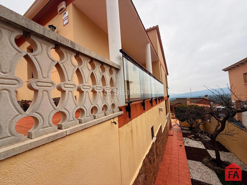 Foto b6847333-b2b2-4eae-9c5f-e322b44024c8. Casa con riscaldamento parcheggio in Bisbal del Penedès (La)