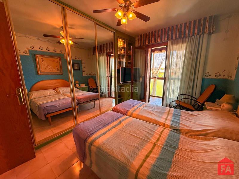 Foto 7d1a141f-d422-4aec-888f-27dece37289c. Casa a schiera con parcheggio in El Tancat-Mas d´en Gual Vendrell (El)