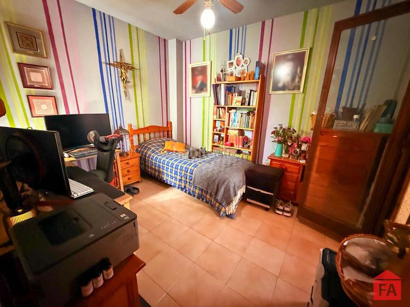 Foto 81b049c3-cb0a-48c6-ad74-a0e55213fc91. Casa a schiera con parcheggio in El Tancat-Mas d´en Gual Vendrell (El)