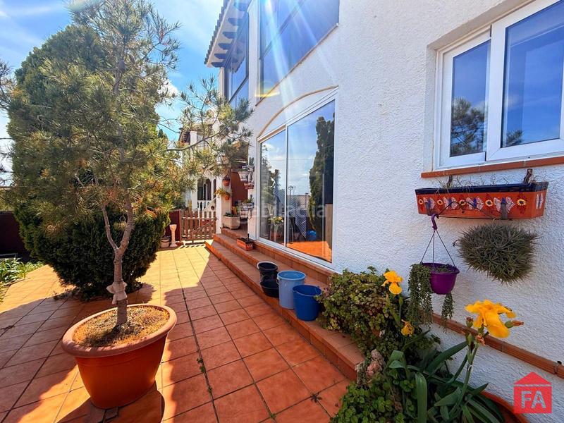 Foto 9e746c29-384e-4bd3-ada5-b2bfa3aeaa9d. Casa a schiera con parcheggio in El Tancat-Mas d´en Gual Vendrell (El)