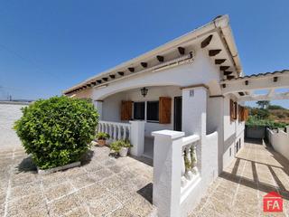 Casa adossada  Montperdut. 52479 bonaterra, adosada de 2 plantas y 4 dormitorios