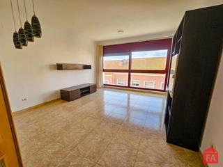 Flat in El Tancat-Mas d´en Gual. 33436 mas den gual, amplio piso bien situado con 3 dormitorios y