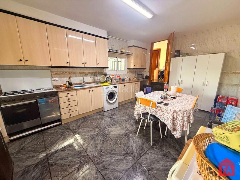 Foto 3aac6f4e-6b07-44d7-8ab5-3500e580ad1d. Haus mit heizung parking pool in Montmell (El)