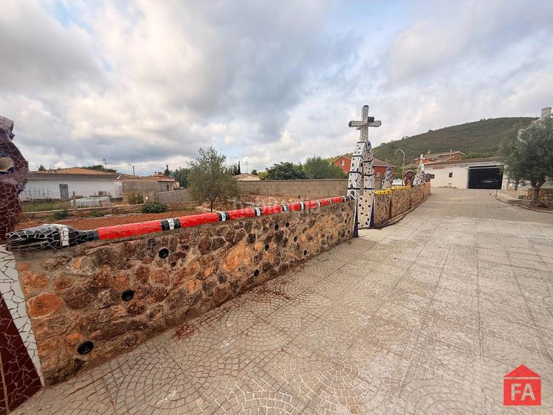 Foto 80e9f715-e6e2-4a89-9770-9803469f3da9. Haus mit heizung parking pool in Montmell (El)