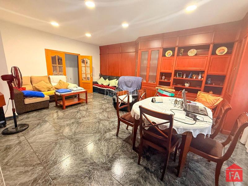 Foto e588e01b-868d-4b41-a244-ab4d351575a3. Haus mit heizung parking pool in Montmell (El)