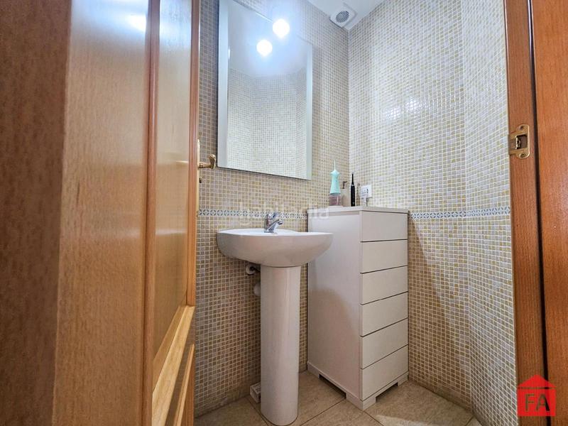 Foto 3fd46f41-5ff8-41b8-a673-1bb8dd606848. Maison jumelée avec chauffage parking dans Banyeres del Penedès