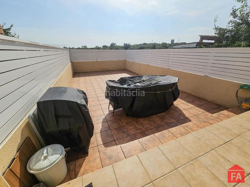 Foto 4192b4bb-37eb-4705-9964-96811f6c3ed7. Maison jumelée avec chauffage parking dans Banyeres del Penedès