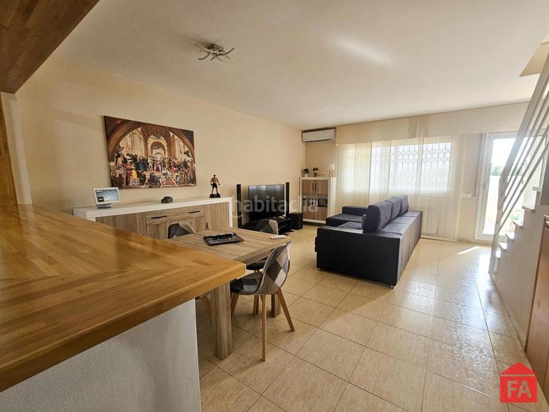 Foto d8bb1102-87de-4bb0-941e-155449460525. Maison jumelée avec chauffage parking dans Banyeres del Penedès