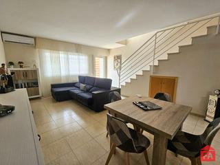 Casa adossada  Tomovi. 52482 sant miquel, preciosa adosada con 3 habitaciones