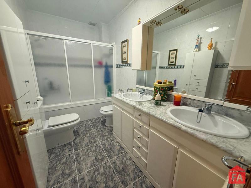 Foto 3c3593d9-996f-4331-a49a-53ca9bd9552a. Casa adossada amb calefacció aparcament a El Tancat-Mas d´en Gual Vendrell (El)