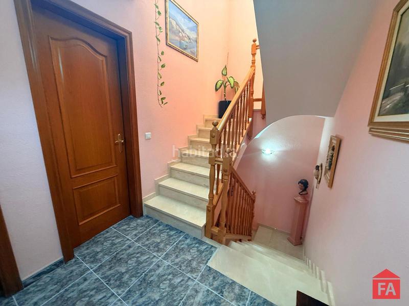 Foto 5b62e9f0-b628-4635-94b5-8ebb4b588458. Casa adossada amb calefacció aparcament a El Tancat-Mas d´en Gual Vendrell (El)