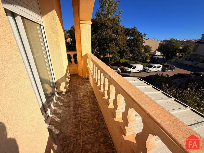 Foto 7985a77d-7633-4366-a27f-fbb94fe21ae9. Casa adossada amb calefacció aparcament a El Tancat-Mas d´en Gual Vendrell (El)