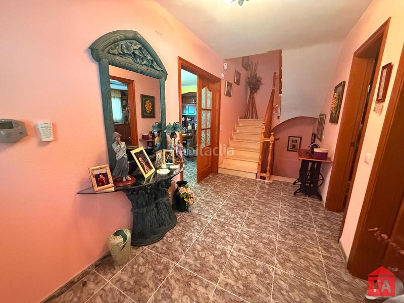 Foto 89713953-a238-4e03-b8a6-80706fa620ec. Casa adossada amb calefacció aparcament a El Tancat-Mas d´en Gual Vendrell (El)