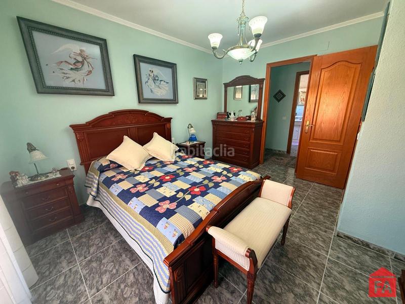 Foto a46bb1ea-e7f3-48be-ae90-5c8ee53780dd. Casa adossada amb calefacció aparcament a El Tancat-Mas d´en Gual Vendrell (El)