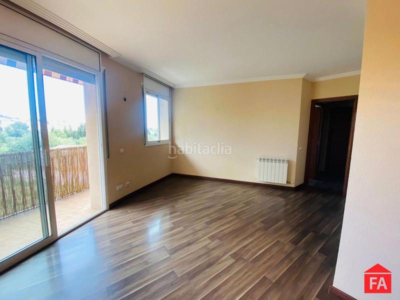 Foto fa6452f6-5e43-48f7-9f8a-4de3d900f874. Piso 33439 muntanyeta, amplio piso 3 dormitorios en Vendrell (El)