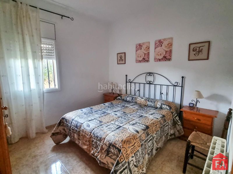 Foto 1694f22e-5938-42ee-ba74-c9662f6b34ad. Casa amb aparcament a Montmell (El)