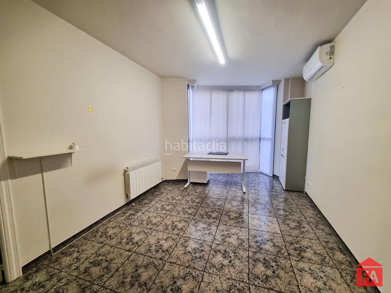 Foto 355d1248-bd61-4d3c-8718-7039bb3bdf64. Pis amb calefacció aparcament a Centre Vendrell (El)