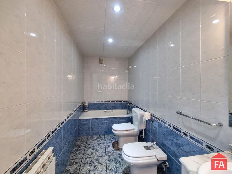 Foto 608727a6-616e-44e9-9385-575de655757d. Pis amb calefacció aparcament a Centre Vendrell (El)