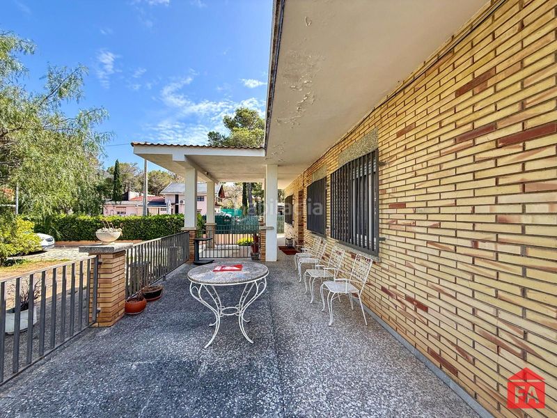 Foto 4b543778-eb3e-49be-9bd8-905cba4558f0. Casa amb aparcament a Montmell (El)