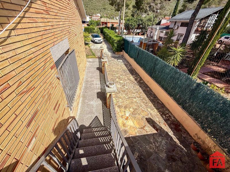 Foto 550468ed-d271-45c5-88aa-8da75d15fc1a. Casa amb aparcament a Montmell (El)