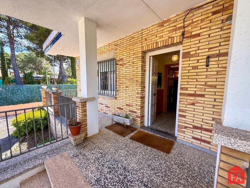 Foto 6f3cbd29-df23-4076-a4db-02ae4e4ddce5. Casa amb aparcament a Montmell (El)