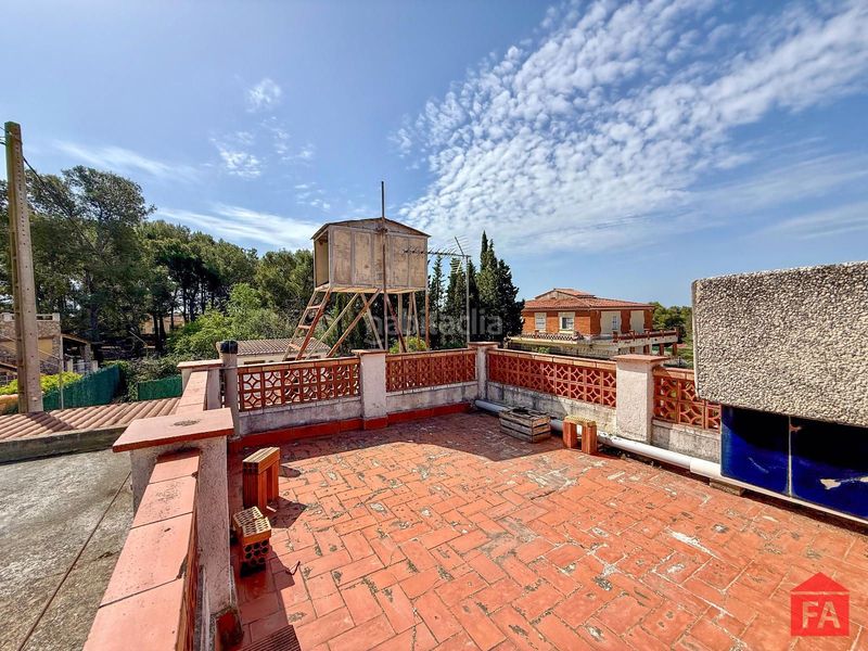 Foto 7e94e074-cd50-4a11-8da3-38d38ea4bcbf. Casa amb aparcament a Montmell (El)