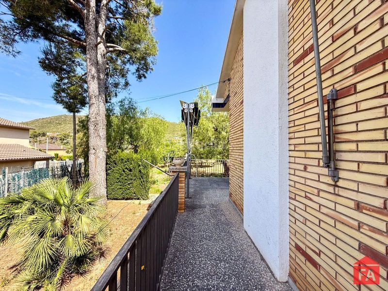 Foto 851f8a0a-6964-4cb6-a492-3462e8885326. Casa amb aparcament a Montmell (El)