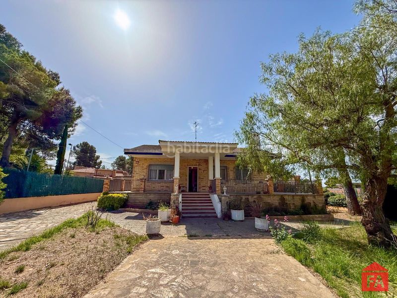 Foto cff8f462-f772-4d6d-888f-ca54a1f3c256. Casa amb aparcament a Montmell (El)