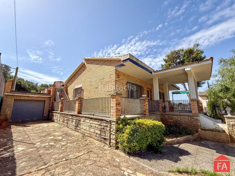 Foto d74e7976-55d8-432f-a79d-2e48527e9f4c. Casa amb aparcament a Montmell (El)