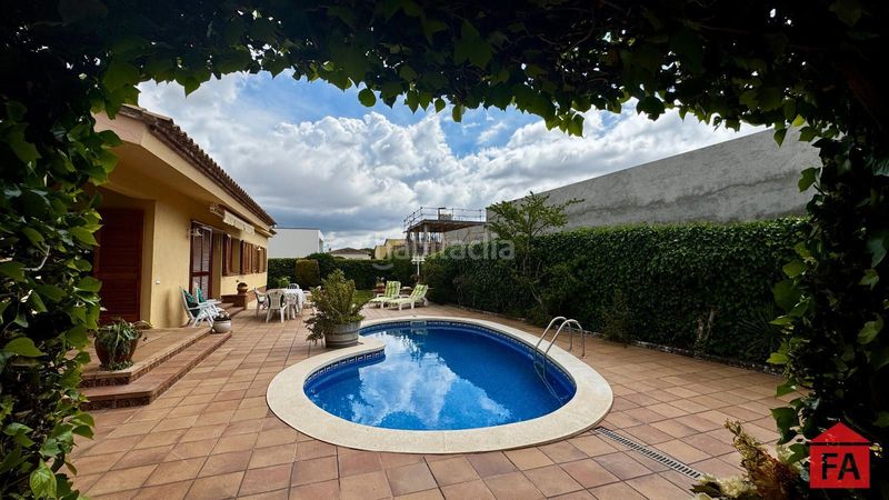 Foto 627f0ccf-4086-41af-abf8-b078cf62dd23. Casa 65931 priorat de banyeres, preciosa casa en planta con piscina y garaje en Llorenç del Penedès