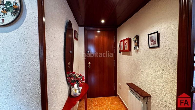 Foto b43c46c7-b829-4e1b-ba2f-2df536ed0ffe. Pis amb calefacció aparcament a Centre Vendrell (El)