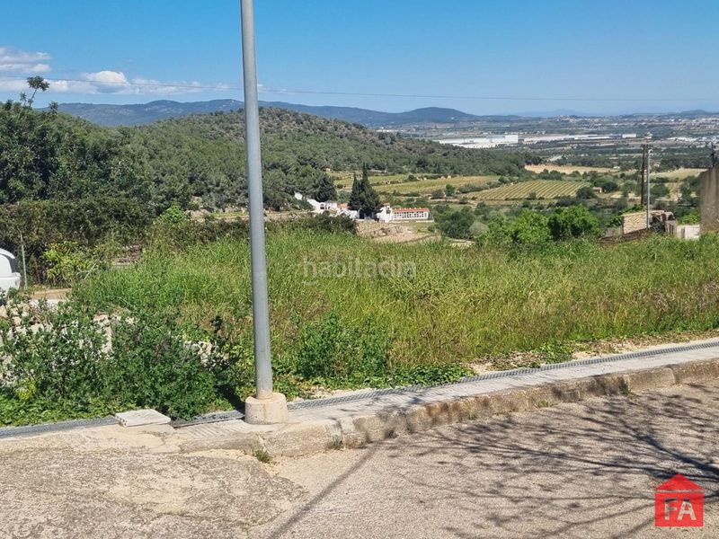 Foto dee446f2-339c-4fc8-8a76-d9544a7ffecc. Finca rústica a Albinyana