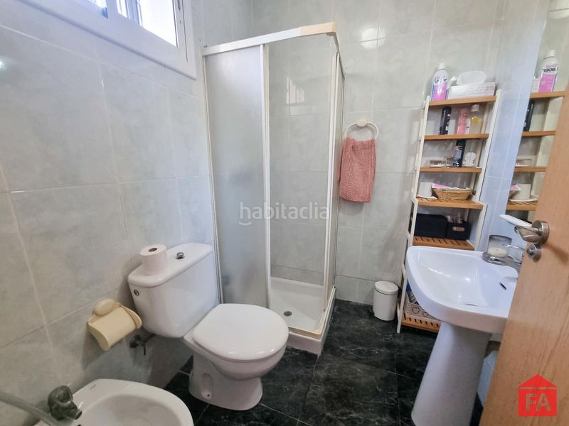 Foto 591b578f-e11c-4acc-b033-22efc09066fa. Casa amb aparcament a Bellvei