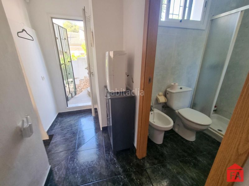Foto 8b2d4fc3-119d-4297-bc8d-1d629a6fb66c. Casa amb aparcament a Bellvei