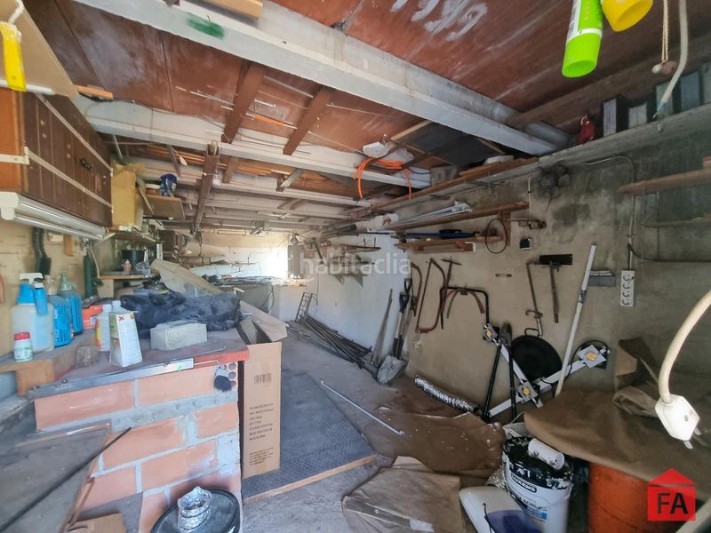 Foto bebdc5fe-2587-40f1-b470-1f34dd871594. Casa amb aparcament a Bellvei