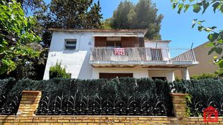 Haus in Roda de Barà. 65938 urb. marysol, gran casa a reformar a pocos minutos de la p