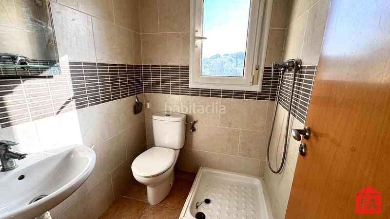 Foto 566d7239-1b10-46d5-8f1e-a36d004b7ca0. Casa a Bellvei