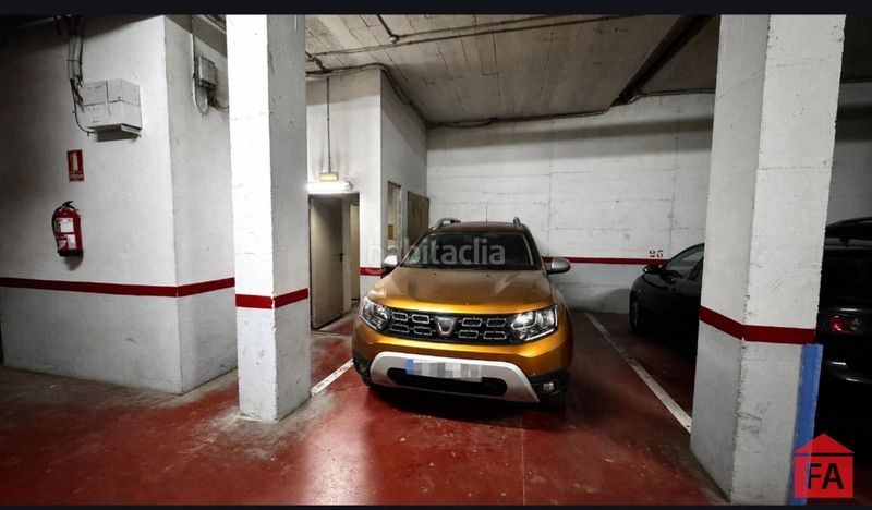 Foto 38b4ba23-e745-41f9-89fc-59f538d273ab. Posto auto in Centre Vendrell (El)