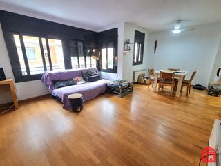 Flat in El Tancat-Mas d´en Gual. 33461 el tancat, piso con 3 dormitorios bien situado