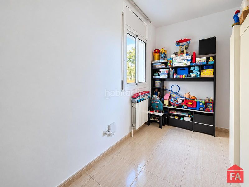 Foto 4b0a3bf0-85d3-489e-8321-ca7730c4d7ec. Casa amb calefacció aparcament a Masllorenç