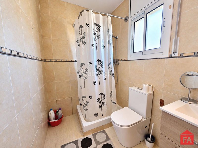 Foto c83e6999-c0de-47da-8fbf-624acae87aa7. Casa amb calefacció aparcament a Masllorenç
